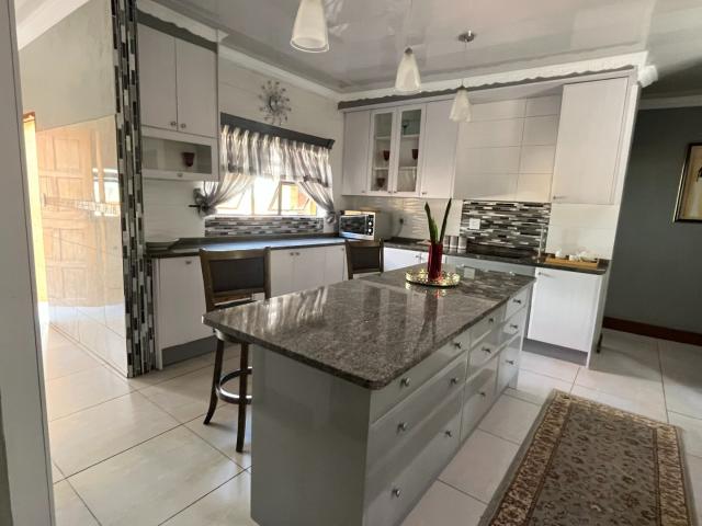 4 Bedroom House For Sale in Celtic Meadows