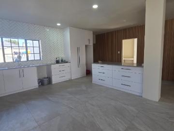 4 Bedroom House For Sale in Crawford