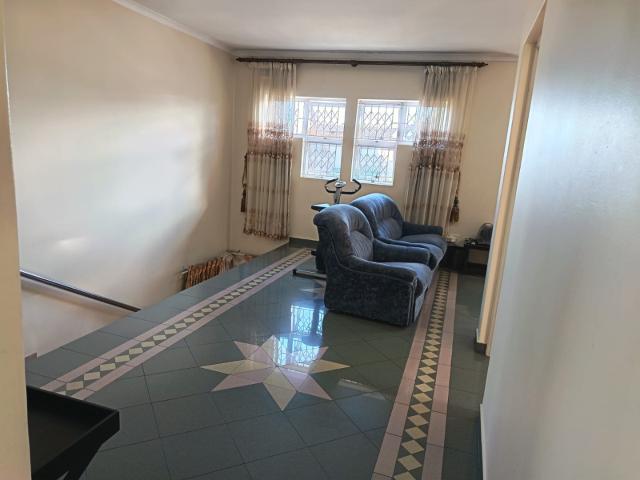 4 Bedroom House For Sale in Crossmoor