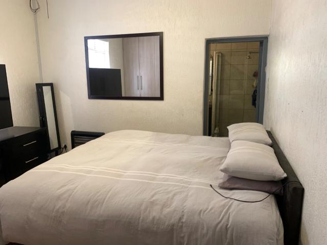 4 Bedroom House For Sale in Alberton North