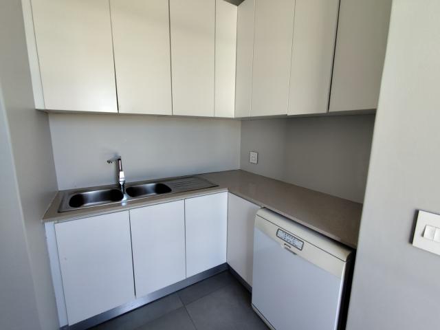 4 Bedroom House For Sale in Apollo Ridge