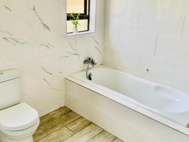 4 Bedroom House For Sale in Arborpark