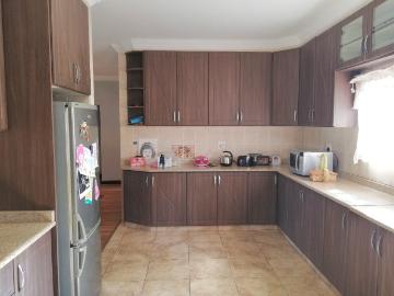 4 Bedroom House For Sale in Athlone Park