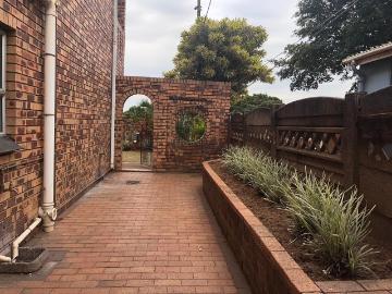 4 Bedroom House For Sale in Austerville