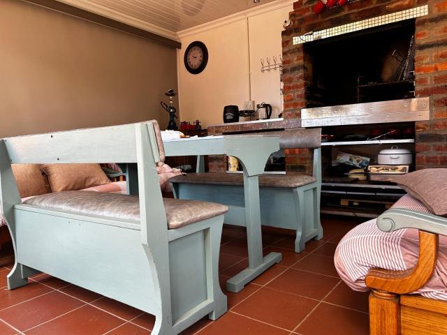 4 Bedroom House For Sale in Bo dorp