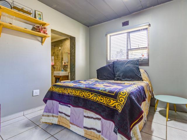 4 Bedroom House For Sale in Bonaero Park