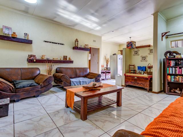 4 Bedroom House For Sale in Bonaero Park