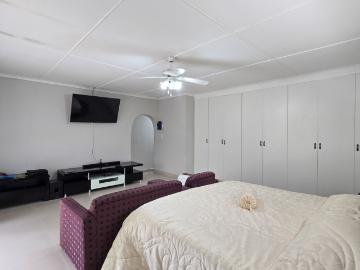 4 Bedroom House For Sale in Bonnie Doon