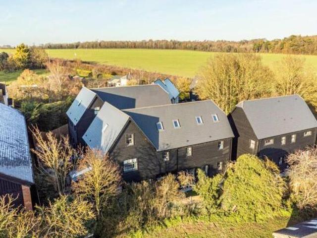 4 Bedroom House For Sale In Barkway Road