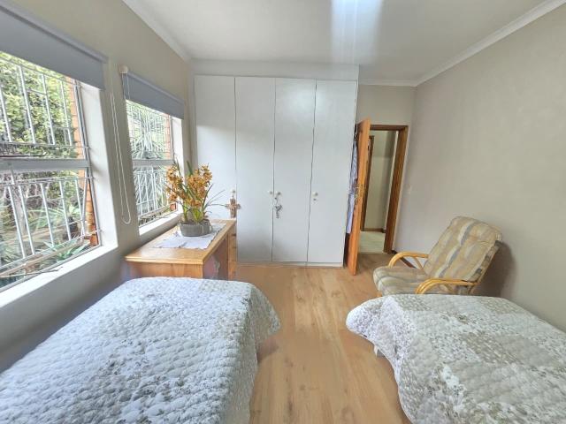 4 Bedroom House For Sale in Bassonia