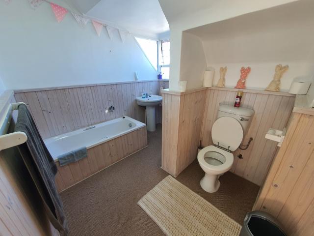 4 Bedroom House For Sale in Bettys Bay