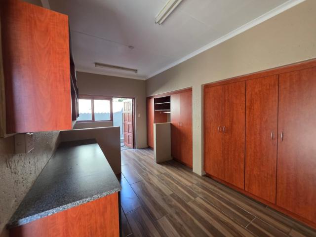 4 Bedroom House For Sale in Beverley