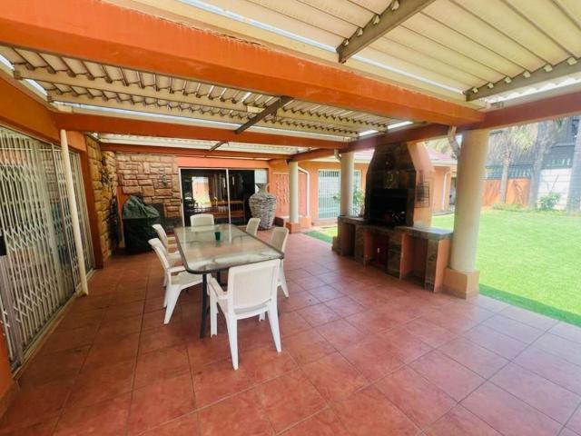 4 Bedroom House For Sale in Beyers Park