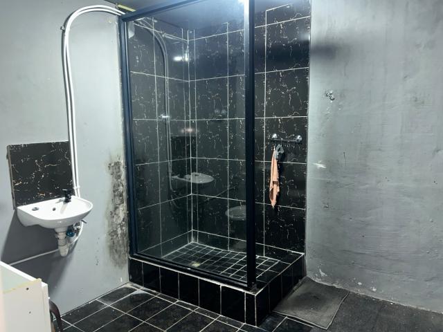 4 Bedroom House For Sale in Beacon Valley