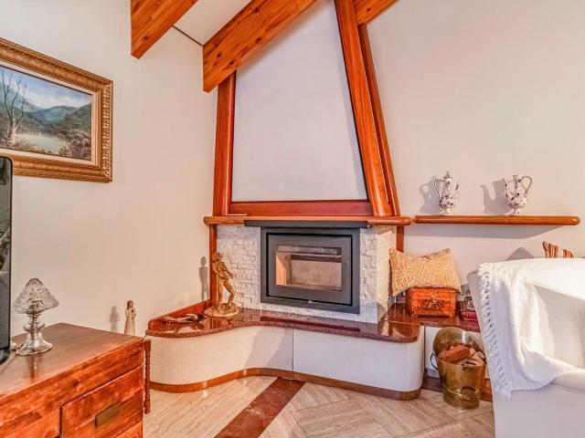 4 Bedroom House For Sale in Bedfordview