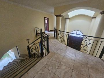 4 Bedroom House For Sale in Bedfordview