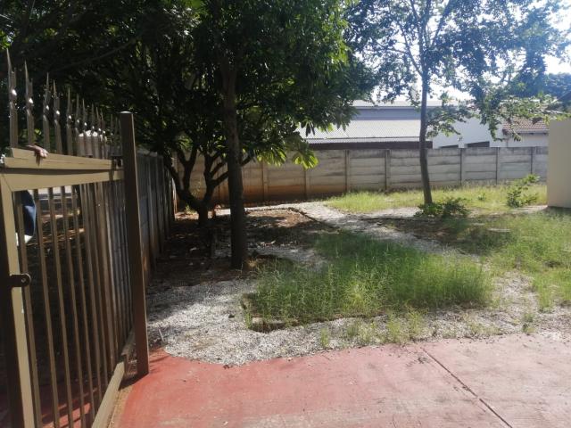 4 Bedroom House For Sale in Bela