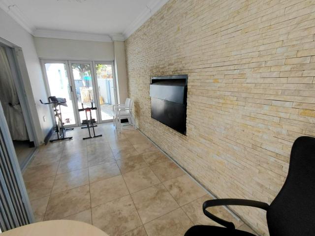 4 Bedroom House For Sale in Bendor