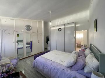 4 Bedroom House For Sale in Bergzicht