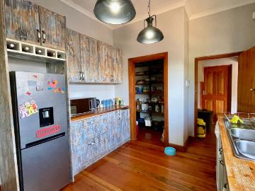 4 Bedroom House For Sale in Bergzicht