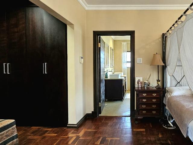 4 Bedroom House For Sale in Birdwood Estate