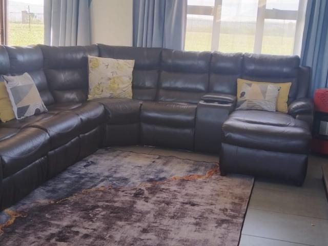 4 Bedroom House For Sale in Bishopstowe