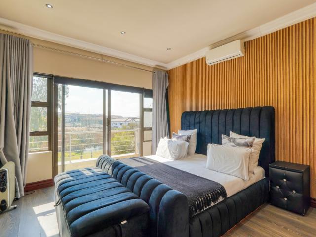4 Bedroom House For Sale in Blue Valley Golf Estate