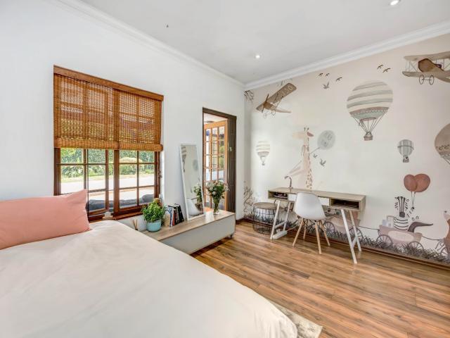 4 Bedroom House For Sale in Bryanston