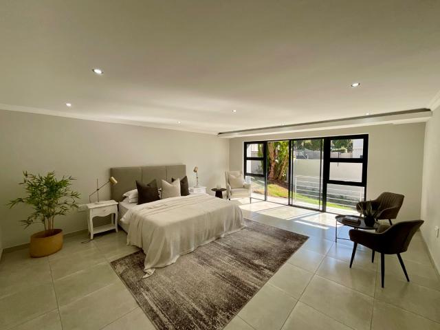 4 Bedroom House For Sale in Bryanston