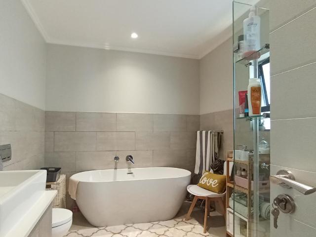 4 Bedroom House For Sale in Bryanston