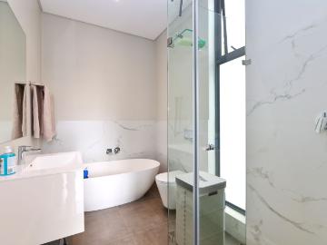 4 Bedroom House For Sale in Bryanston