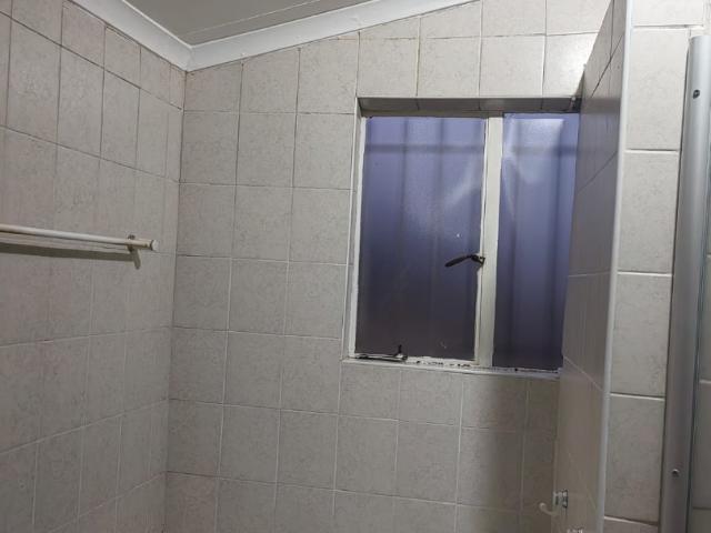 4 Bedroom House For Sale in Brackendowns