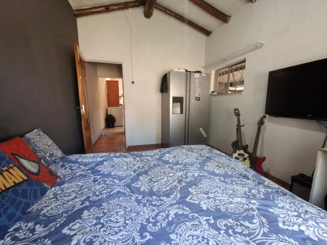 4 Bedroom House For Sale in Brackendowns