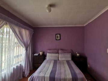 House for sale in Katlehong - Grill