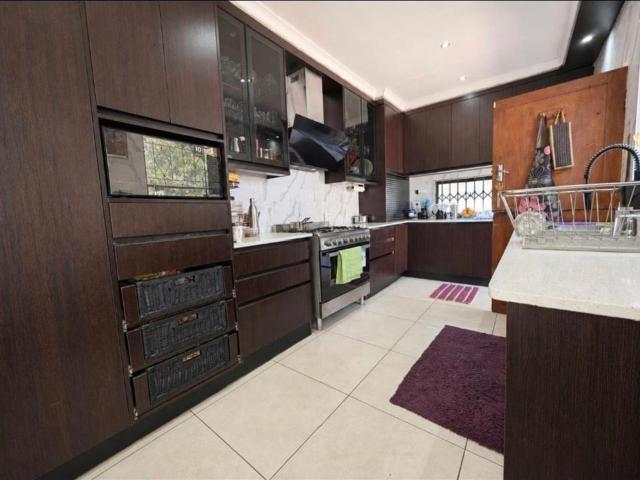 4 Bedroom House For Sale in Brackenhurst