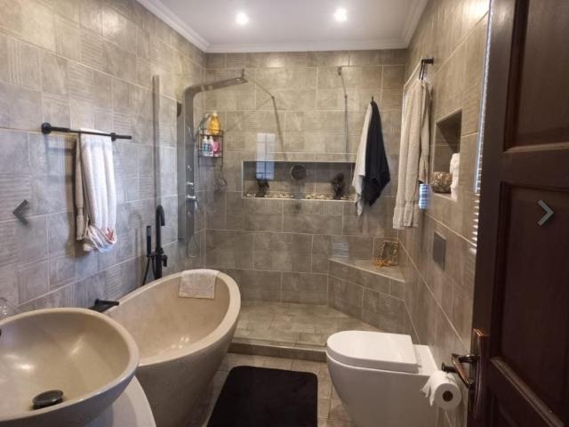 4 Bedroom House For Sale in Brackenhurst