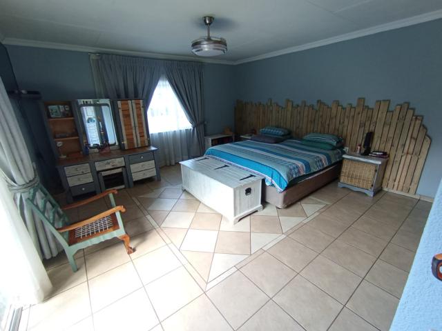 4 Bedroom House For Sale in Brackenhurst
