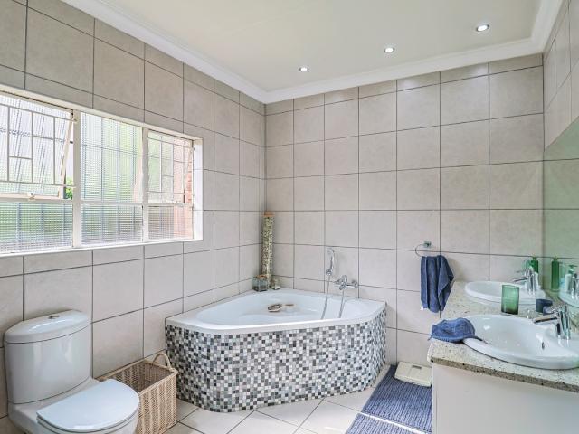 4 Bedroom House For Sale in Brits Central