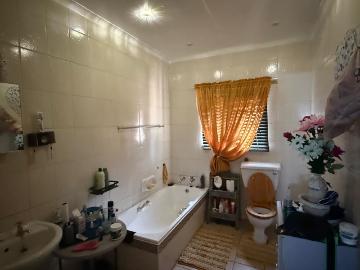 4 Bedroom House For Sale in Geelhoutpark