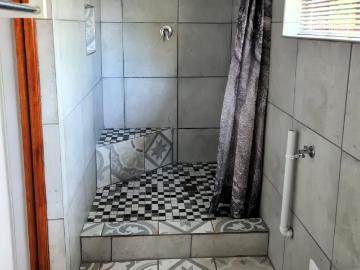 4 Bedroom House For Sale in George South