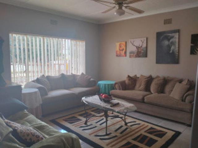 4 Bedroom House For Sale in Gerdview