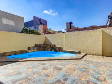 4 Bedroom House For Sale in Glen Marais