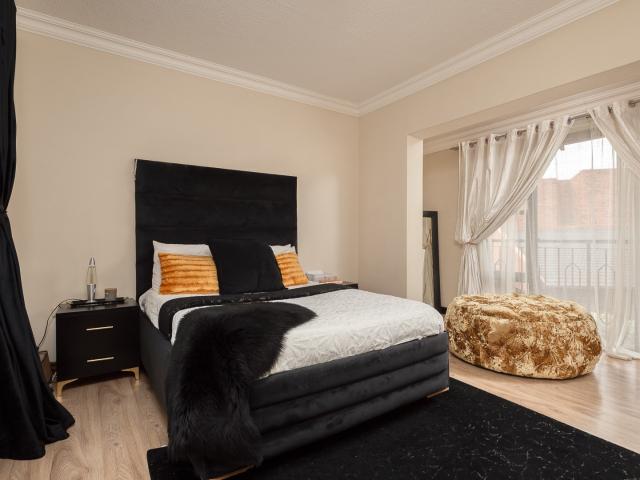 4 Bedroom House For Sale in Glenanda