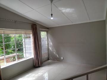 4 Bedroom House For Sale in Greenside
