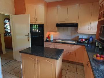 4 Bedroom House For Sale in Dowerglen Ext 2