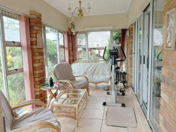 4 Bedroom House For Sale in Dowerglen