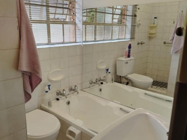 4 Bedroom House For Sale in Doornpoort