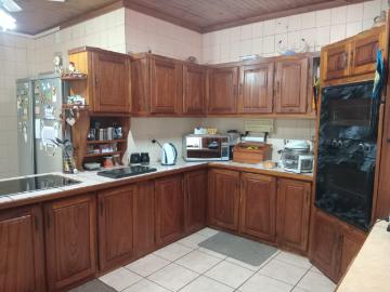 4 Bedroom House For Sale in Dorandia