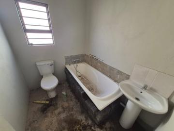 House for sale in Vosloorus - Integral kitchen
