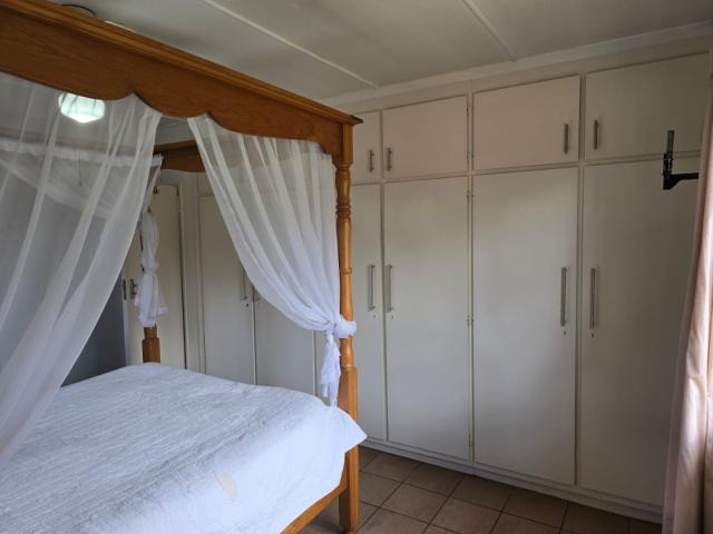 4 Bedroom House For Sale in Dawncliffe